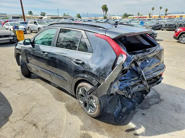 KNDCR3L13P5026470 2023 KIA NIRO - Image 2