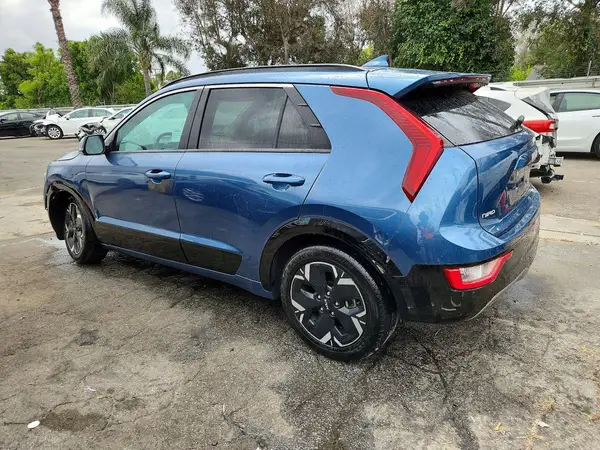 KNDCR3L13P5027103 2023 KIA NIRO - Image 2