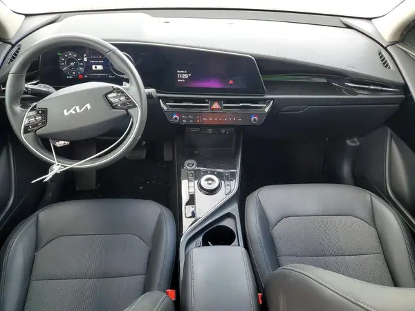 KNDCR3L13P5033340 2023 KIA NIRO - Image 8