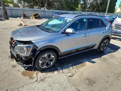 KNDCR3L13P5036867 2023 KIA NIRO