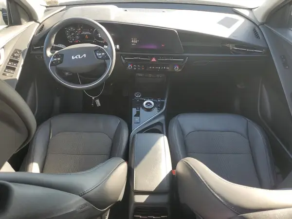 KNDCR3L13P5049358 2023 KIA NIRO - Image 8