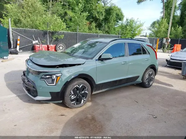 KNDCR3L13P5059291 2023 KIA NIRO - Image 2
