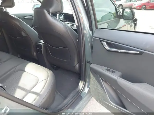 KNDCR3L13P5059291 2023 KIA NIRO - Image 8