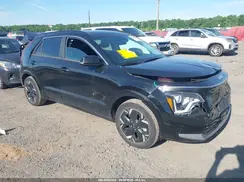 KNDCR3L13P5060022 2023 KIA NIRO