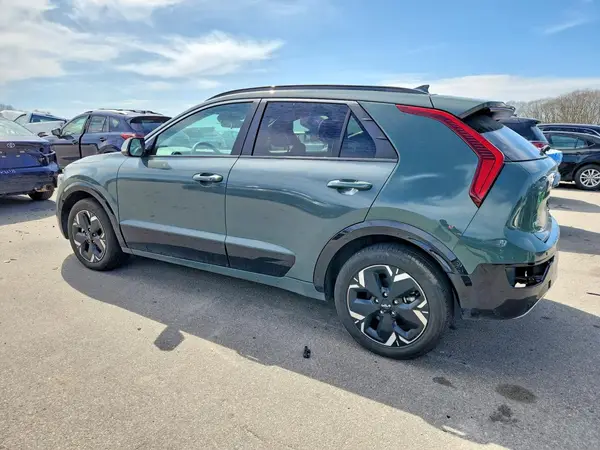 KNDCR3L13P5073367 2023 KIA NIRO - Image 2