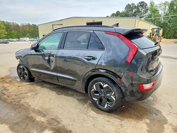 KNDCR3L13P5073420 2023 KIA NIRO - Image 2