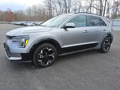 KNDCR3L13P5073479 2023 KIA NIRO