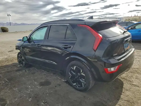 KNDCR3L13R5082203 2024 KIA NIRO - Image 2