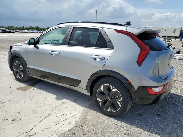 KNDCR3L13R5086641 2024 KIA NIRO - Image 2