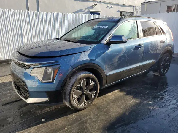 KNDCR3L13R5087160 2024 KIA NIRO - Image 1