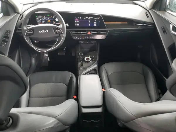 KNDCR3L13R5087885 2024 KIA NIRO - Image 8