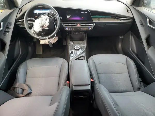 KNDCR3L13R5091287 2024 KIA NIRO - Image 8