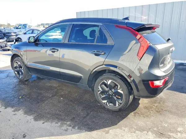 KNDCR3L13R5094321 2024 KIA NIRO - Image 2