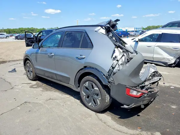 KNDCR3L13R5094545 2024 KIA NIRO - Image 2