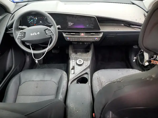 KNDCR3L13R5098465 2024 KIA NIRO - Image 8