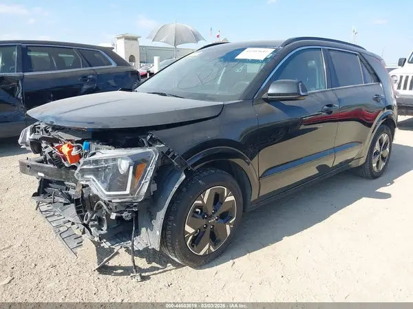 KNDCR3L13R5106158 2024 KIA NIRO - Image 2
