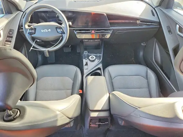 KNDCR3L13R5106211 2024 KIA NIRO - Image 8