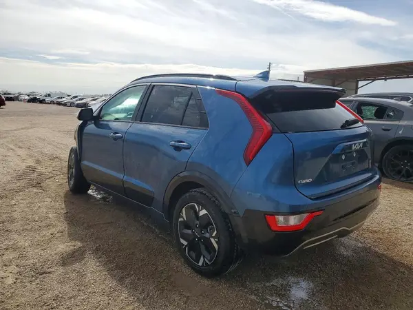KNDCR3L13R5106659 2024 KIA NIRO - Image 2