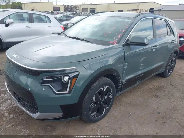 KNDCR3L13R5107830 2024 KIA NIRO - Image 2