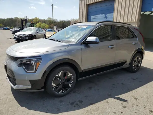 KNDCR3L13R5111358 2024 KIA NIRO - Image 1