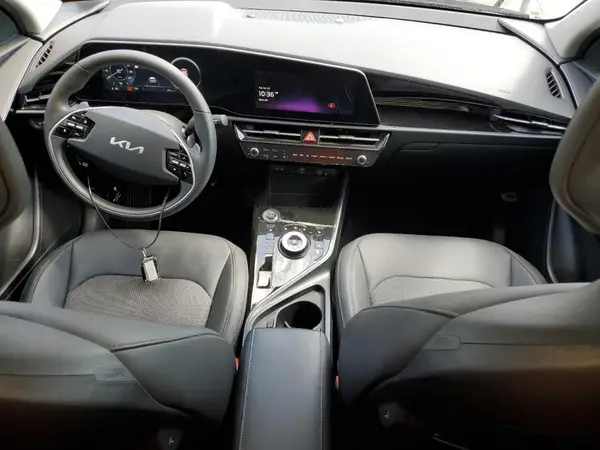 KNDCR3L13R5111358 2024 KIA NIRO - Image 8