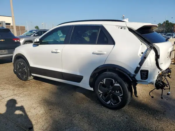 KNDCR3L13R5111702 2024 KIA NIRO - Image 2