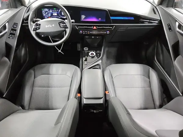 KNDCR3L13R5112249 2024 KIA NIRO - Image 8