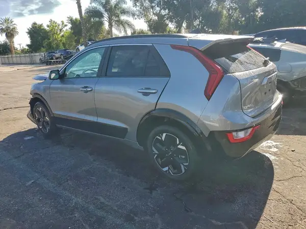 KNDCR3L13R5113627 2024 KIA NIRO - Image 2