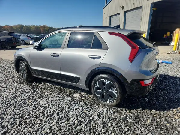 KNDCR3L13R5117788 2024 KIA NIRO - Image 2