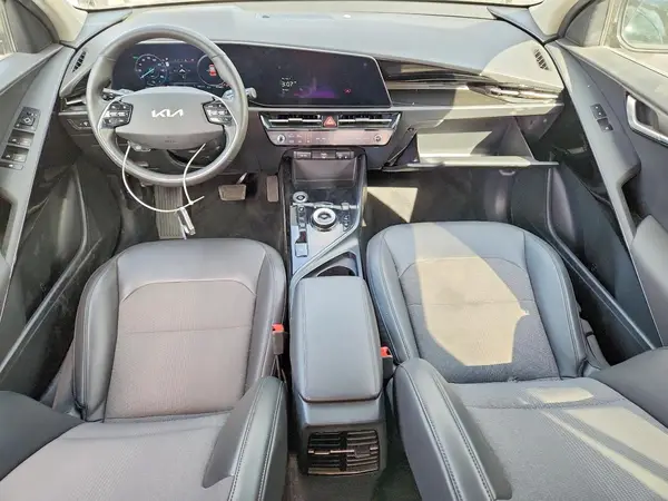 KNDCR3L13R5121307 2024 KIA NIRO - Image 8