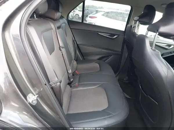 KNDCR3L13R5122005 2024 KIA NIRO - Image 8