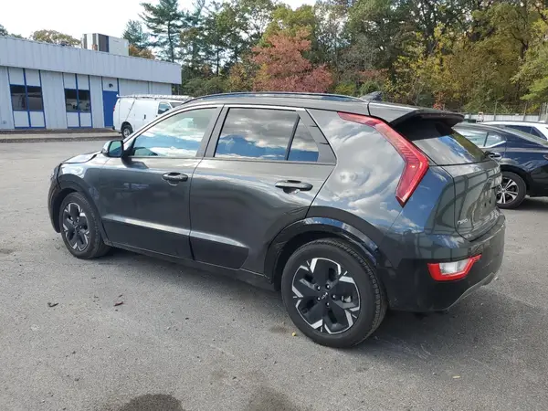 KNDCR3L13R5122022 2024 KIA NIRO - Image 2