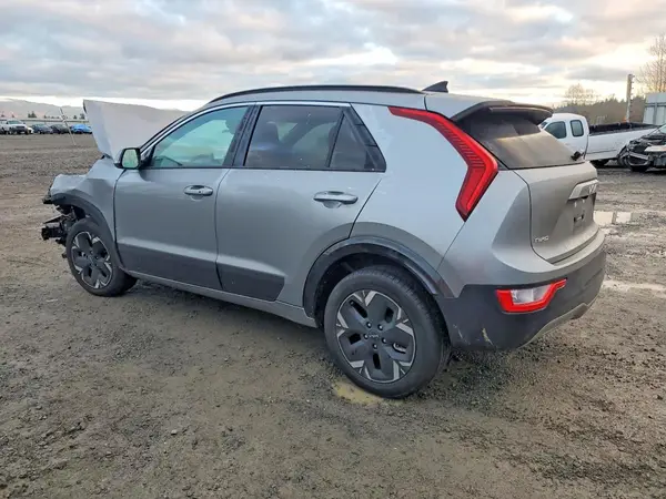 KNDCR3L13R5122389 2024 KIA NIRO - Image 2