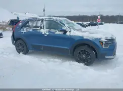 KNDCR3L13S5135326 2025 KIA NIRO
