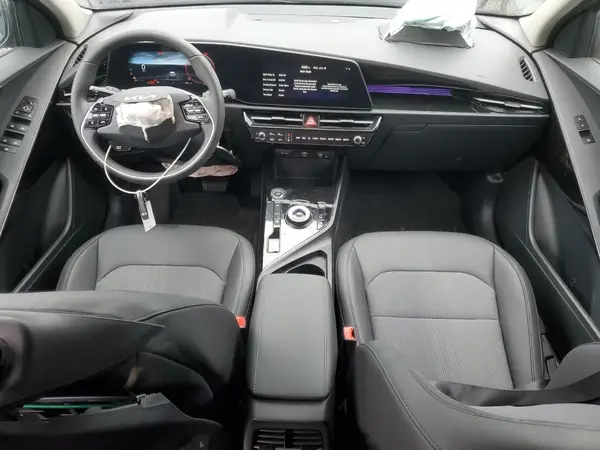 KNDCR3L13S5136167 2025 KIA NIRO - Image 8