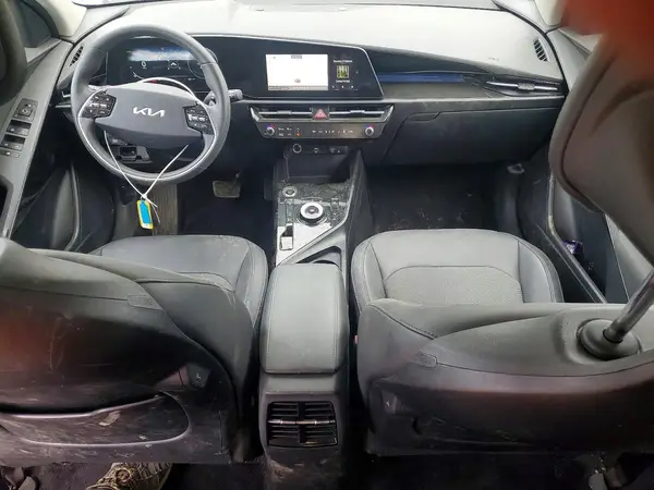 KNDCR3L13S5138209 2025 KIA NIRO - Image 8