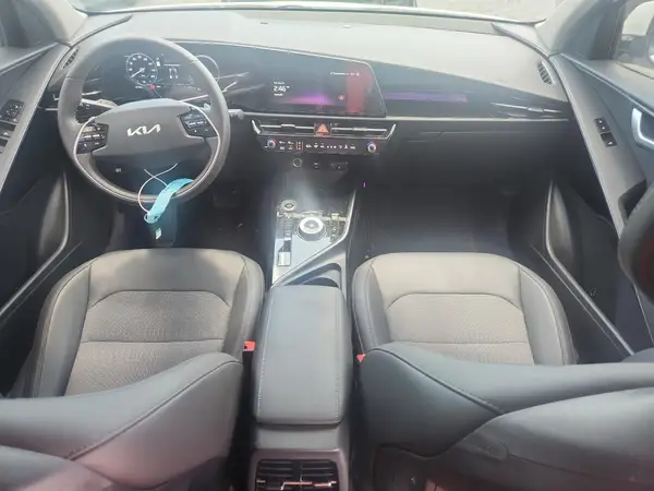 KNDCR3L13S5140543 2025 KIA NIRO - Image 8