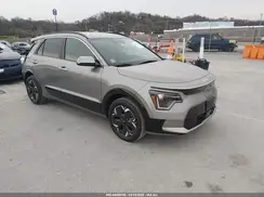 KNDCR3L13S5142325 2025 KIA NIRO