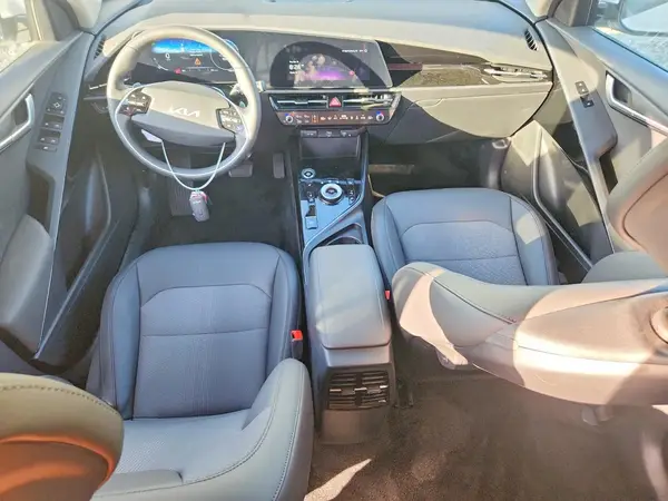 KNDCR3L13S5142390 2025 KIA NIRO - Image 8