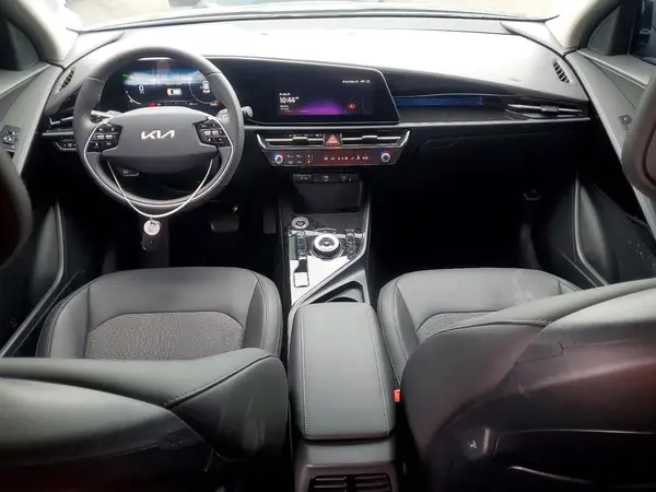 KNDCR3L13S5142440 2025 KIA NIRO - Image 8