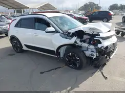 KNDCR3L13S5144561 2025 KIA NIRO