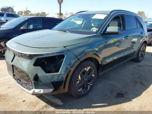 KNDCR3L14P5017664 2023 KIA NIRO - Image 2
