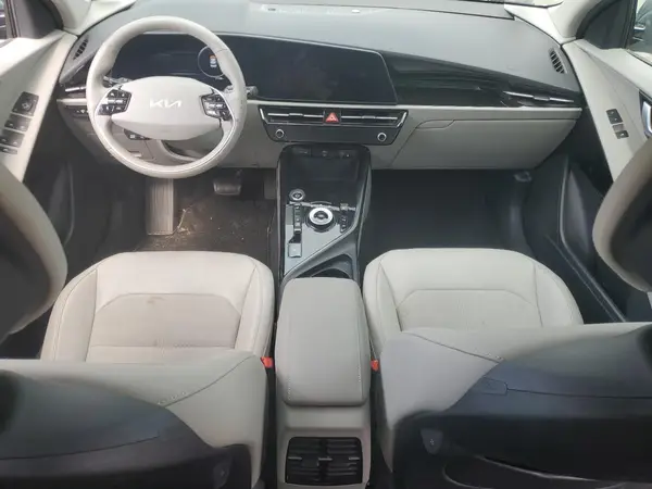 KNDCR3L14P5022993 2023 KIA NIRO - Image 8