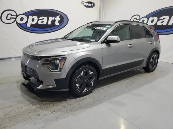 KNDCR3L14P5025604 2023 KIA NIRO - Image 1