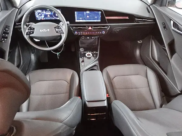 KNDCR3L14P5027739 2023 KIA NIRO - Image 8
