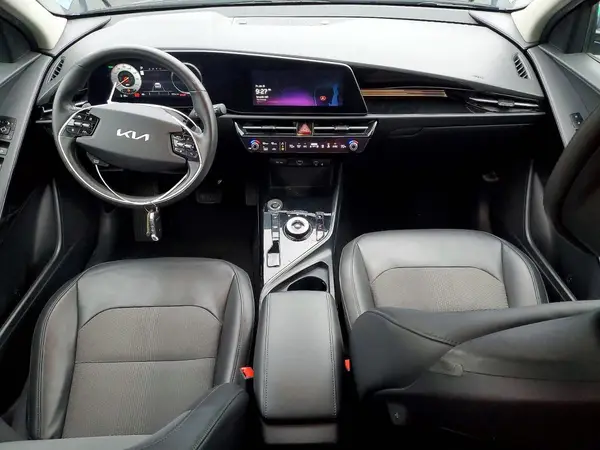 KNDCR3L14P5027773 2023 KIA NIRO - Image 8