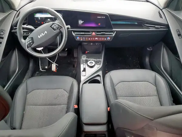 KNDCR3L14P5029071 2023 KIA NIRO - Image 8
