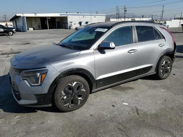 KNDCR3L14P5029085 2023 KIA NIRO - Image 1