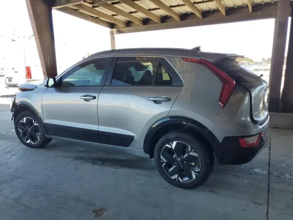 KNDCR3L14P5029118 2023 KIA NIRO - Image 2