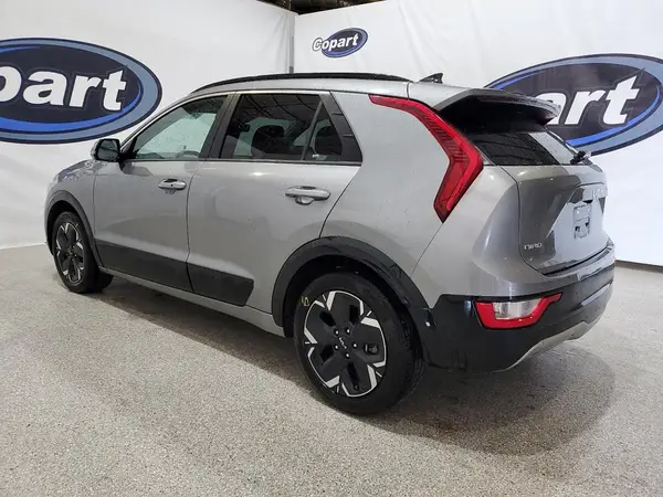 KNDCR3L14P5029958 2023 KIA NIRO - Image 2